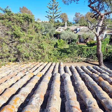 Semesterbostad Ibiscus, Notteri