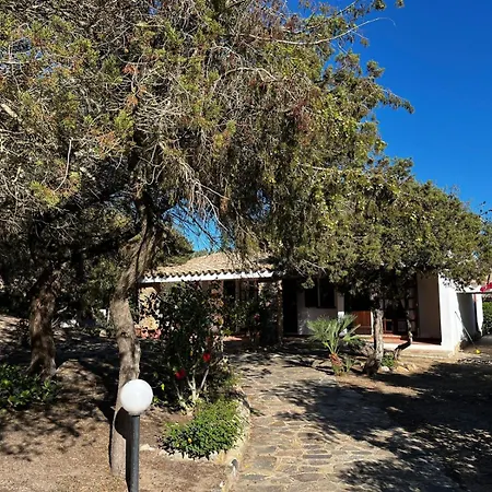 Semesterbostad Ibiscus, Notteri Villasimius