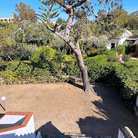 Ibiscus, Notteri Semesterbostad *