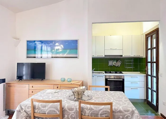 Ibiscus, Notteri Holiday home