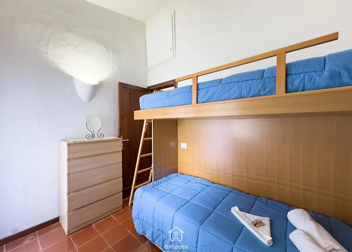 Ibiscus, Notteri Holiday home *